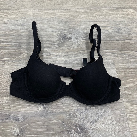 Victoria’s Secret Demi Black Bra 32a
